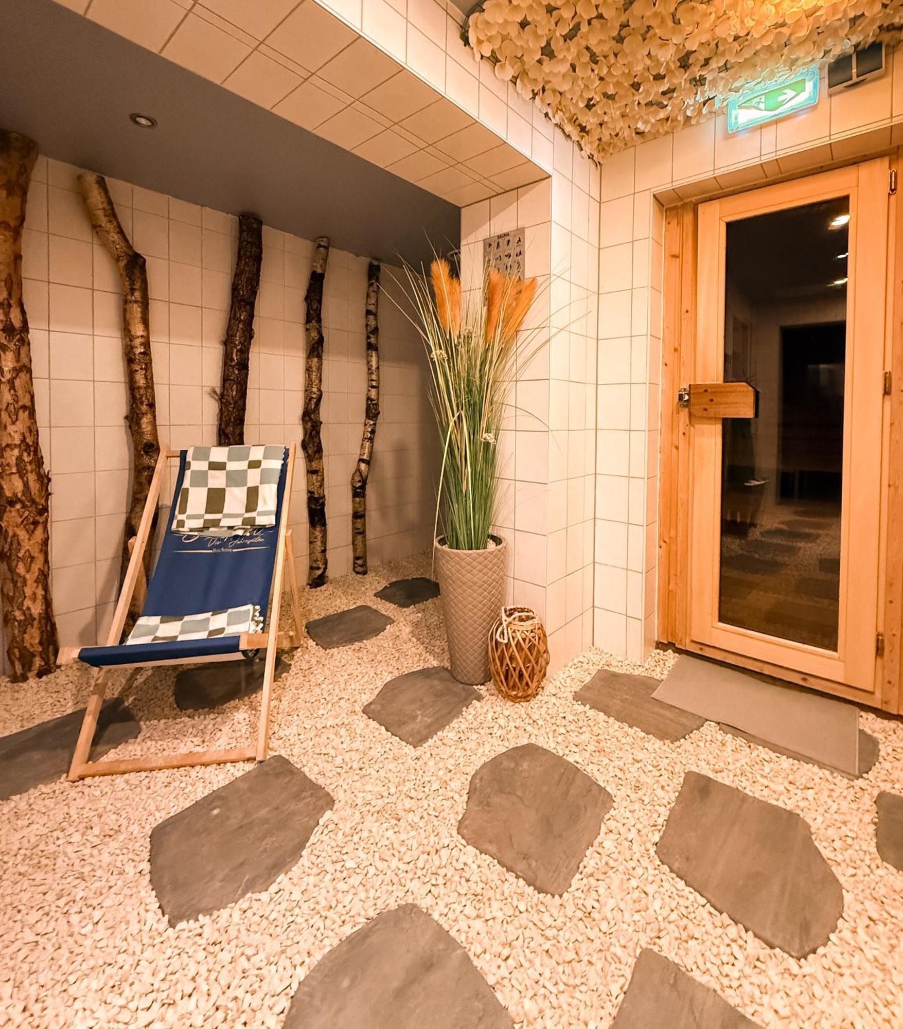 Strandhotel Vier Jahreszeiten Букков Экстерьер фото